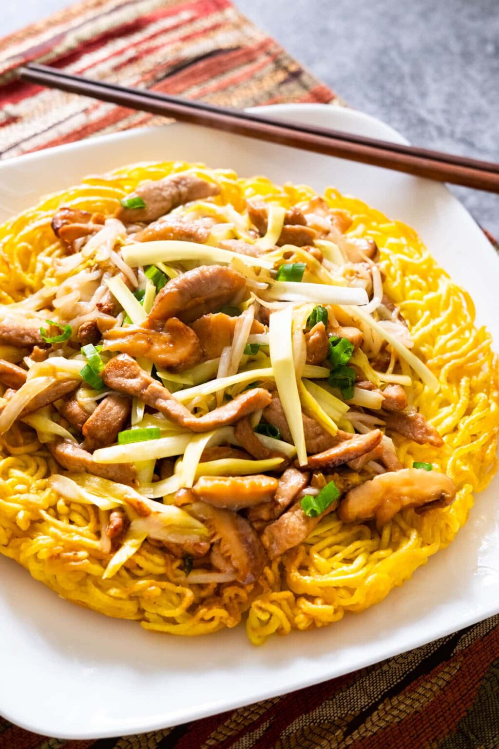 Easy Pork Chow Mein - Malaizijos skonis