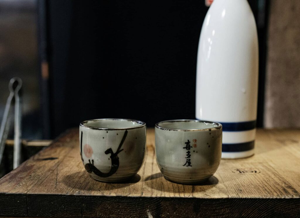 Atneškite šilumą: kaip paruošti karštą sake