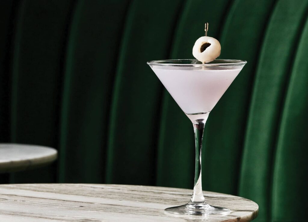 Trys būdai: Lychee Martini - žurnalas „Imbibe“